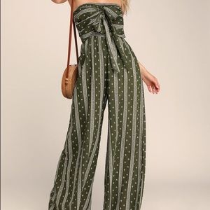 NWT Lulu’s Strapless Jumpsuit